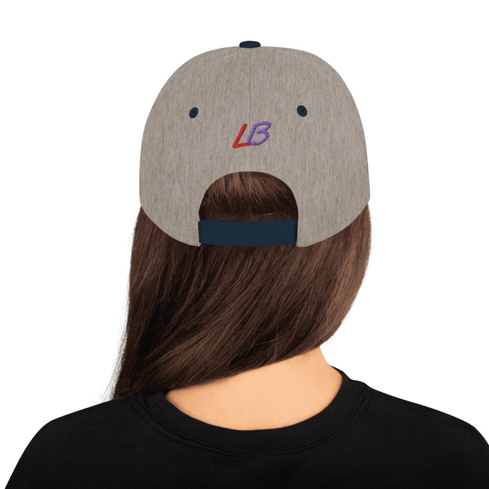 我让这顶帽子看起来不错 Snapback Hat