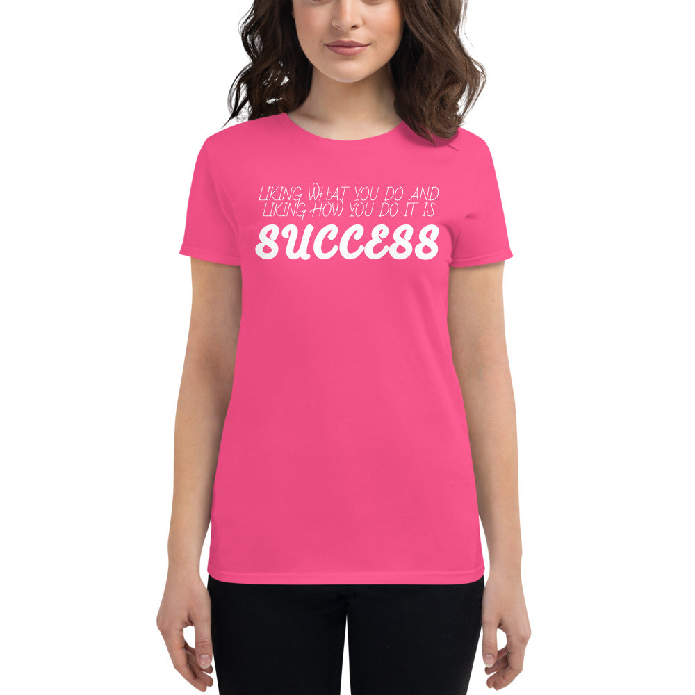 LennyBoop 的“SUCCESS”女士短袖 T 恤