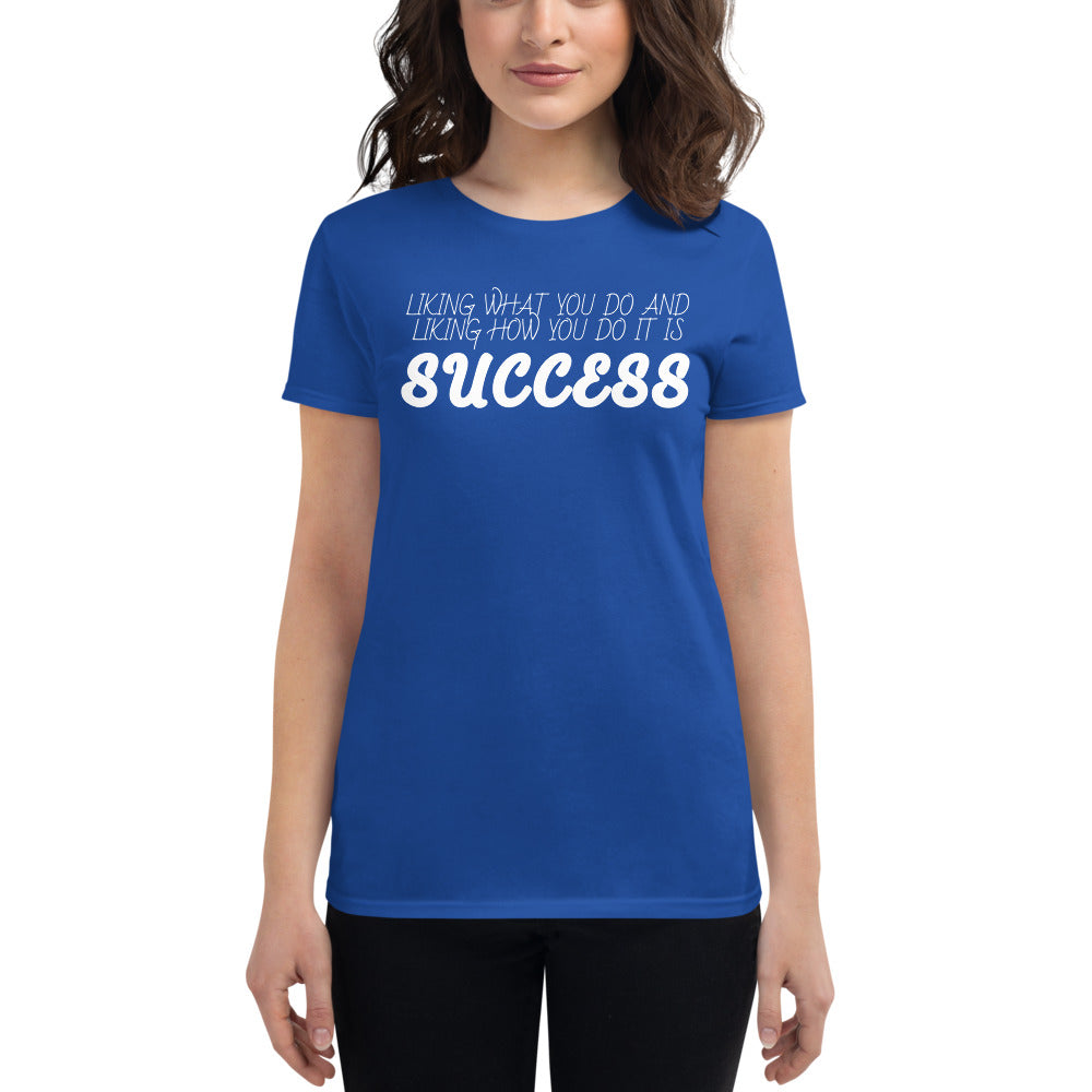 LennyBoop 的“SUCCESS”女士短袖 T 恤