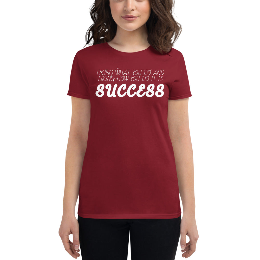 LennyBoop 的“SUCCESS”女士短袖 T 恤