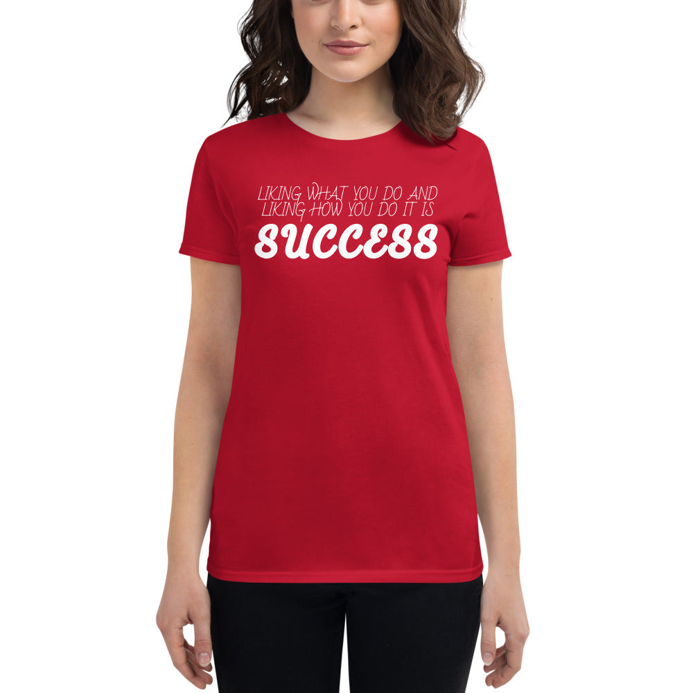 LennyBoop 的“SUCCESS”女士短袖 T 恤